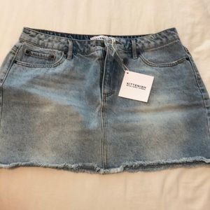 Kittenish Jean skirt